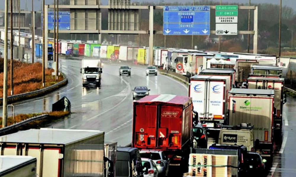 Ευρώπη: Η έλλειψη 400.000 οδηγών φορτηγών "αγκάθι" για το εμπόριο